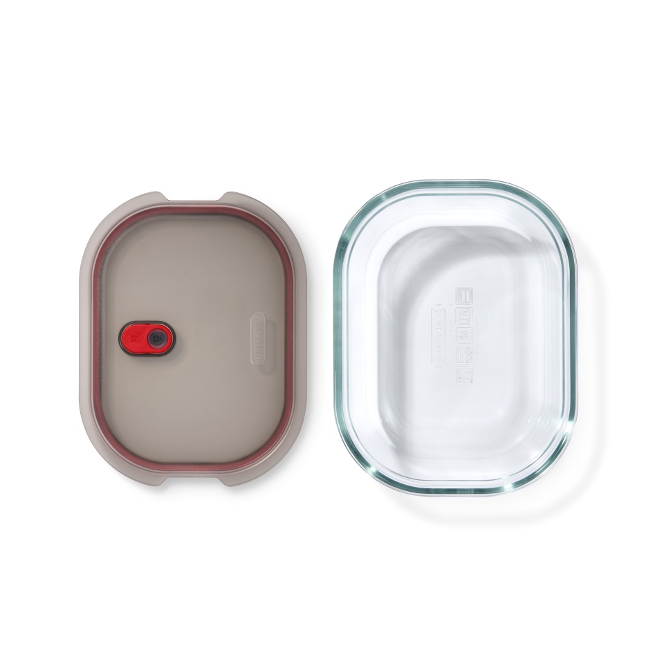 black-blum-glass-multi-function-1200ml-box-open-top-view.jpg