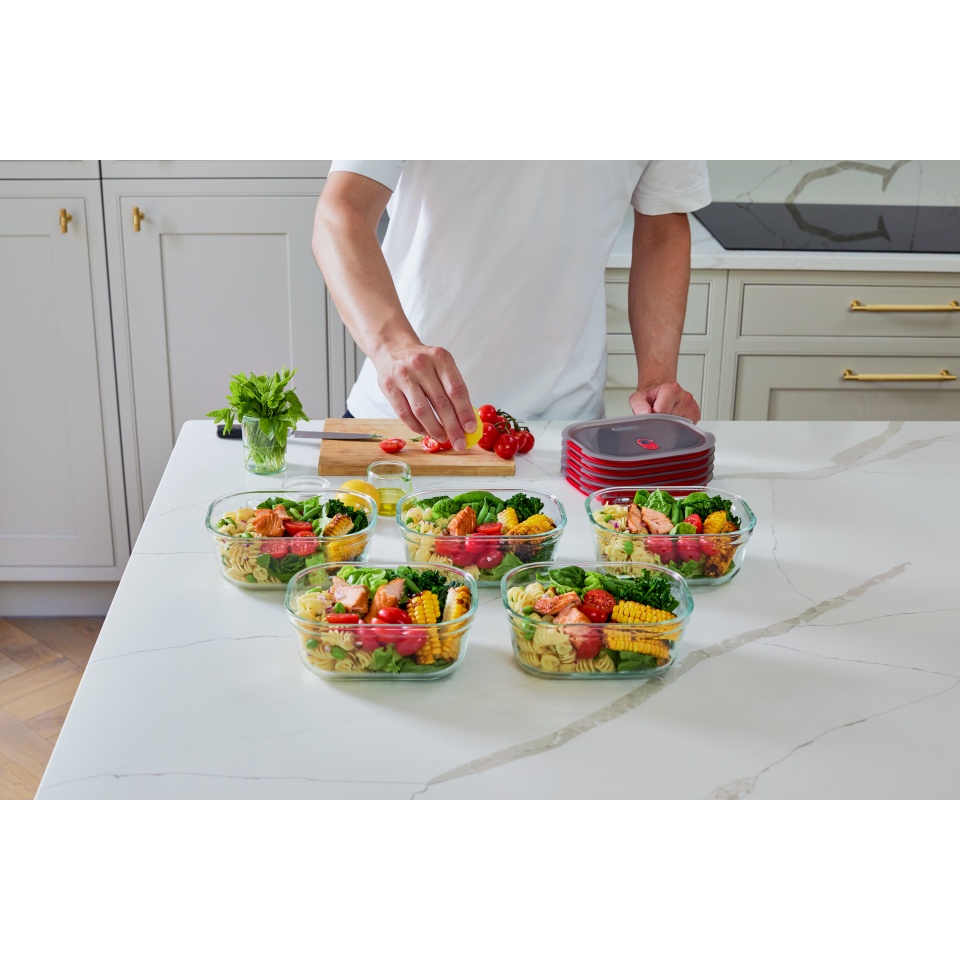 black-blum-glass-multi-function-same-size-person-food-open-3.jpg